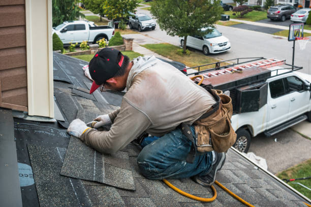 Professional Roofing technician working in Waring, TX